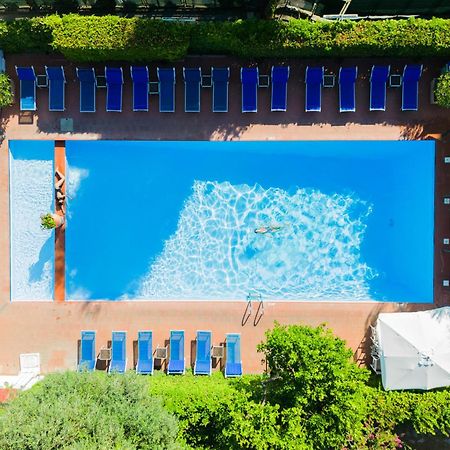 Hotel Central Wellness Sorrento Kültér fotó