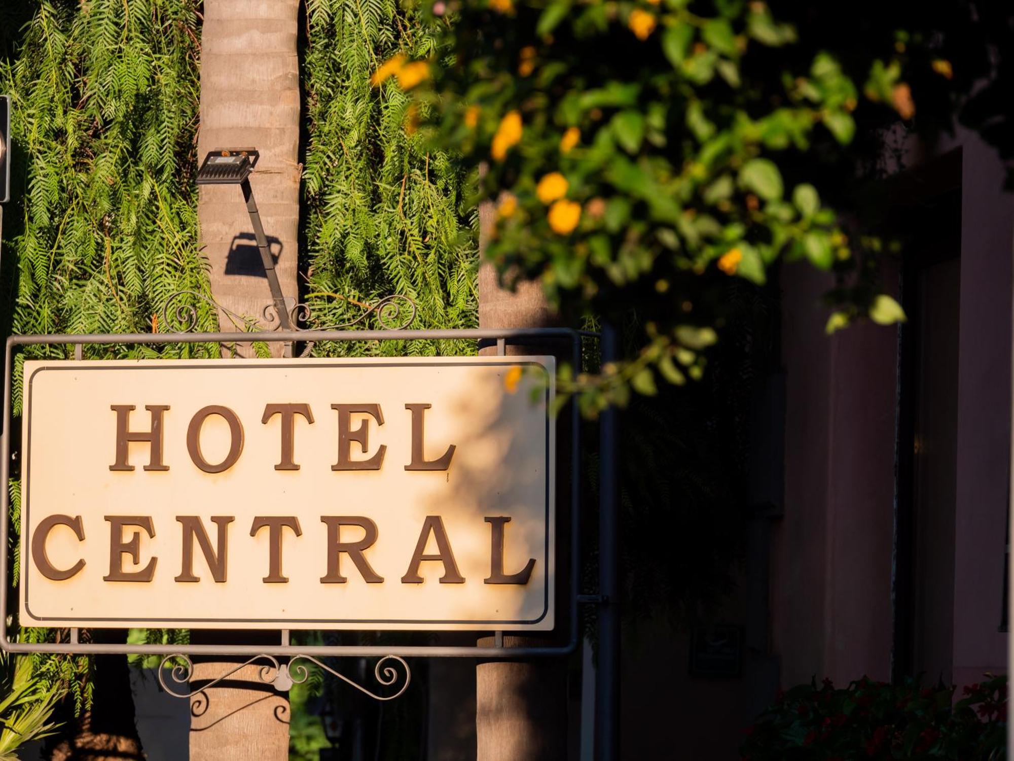 Hotel Central Wellness Sorrento Kültér fotó