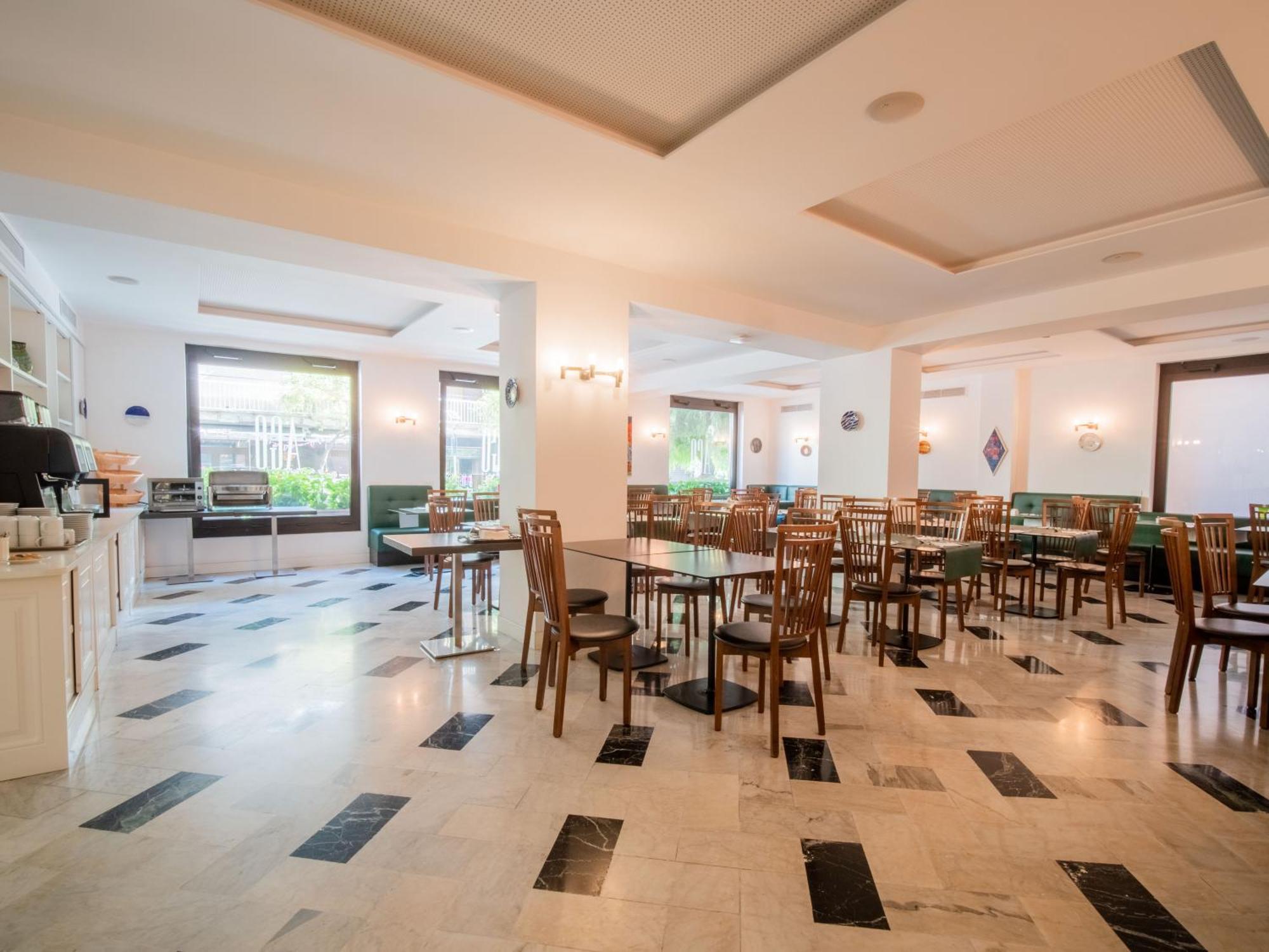 Hotel Central Wellness Sorrento Kültér fotó