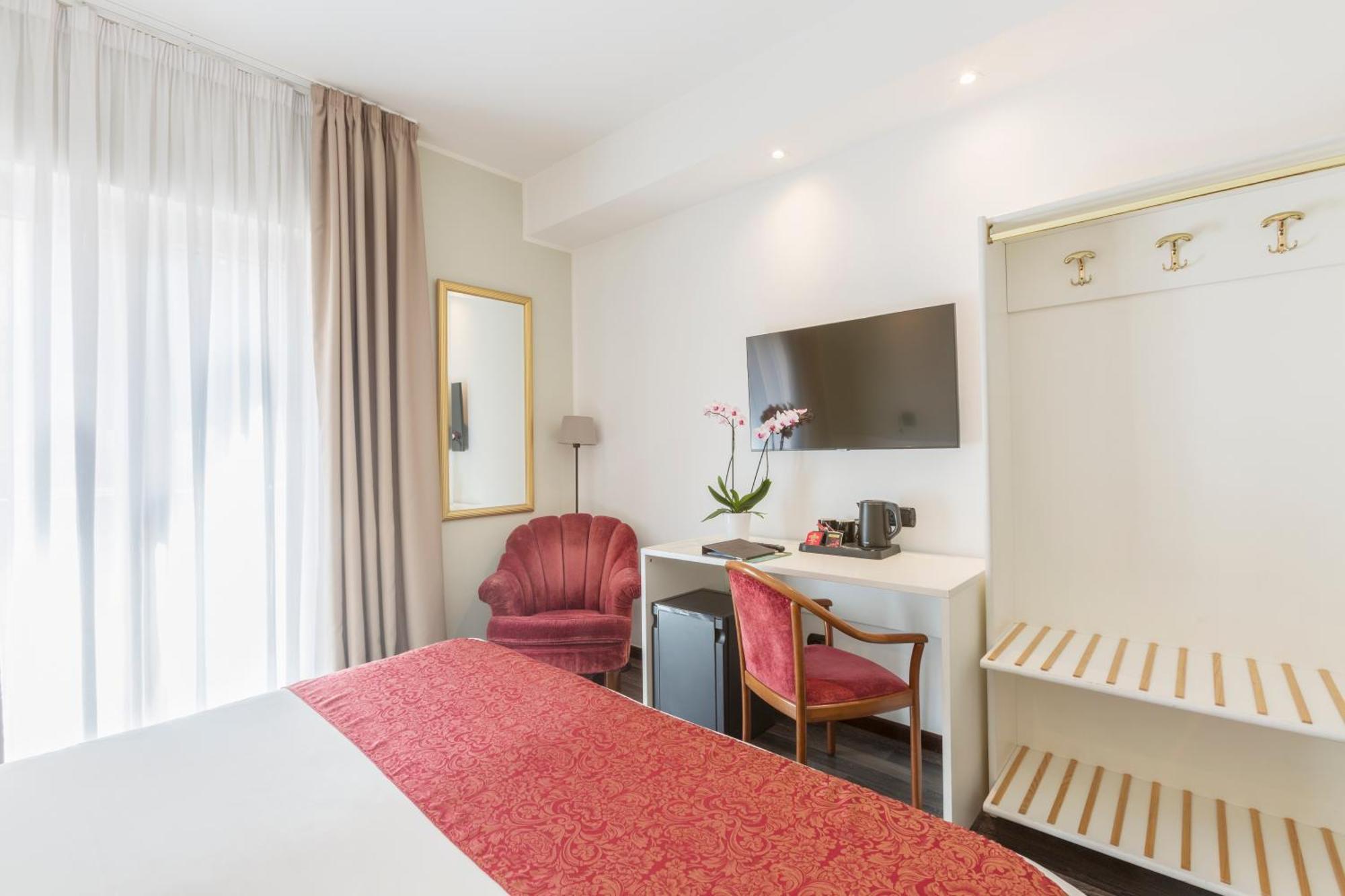 Hotel Central Wellness Sorrento Kültér fotó