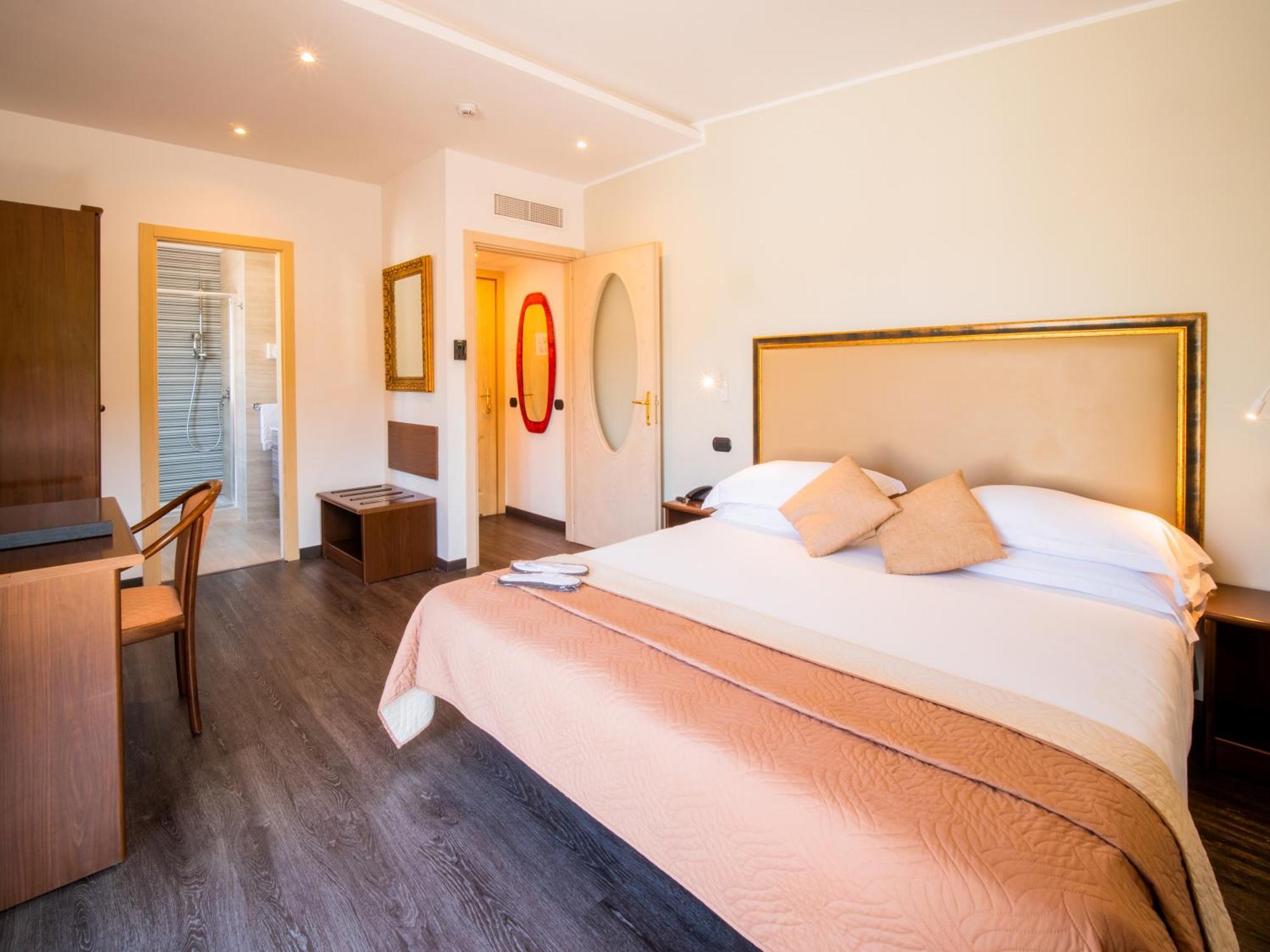 Hotel Central Wellness Sorrento Kültér fotó