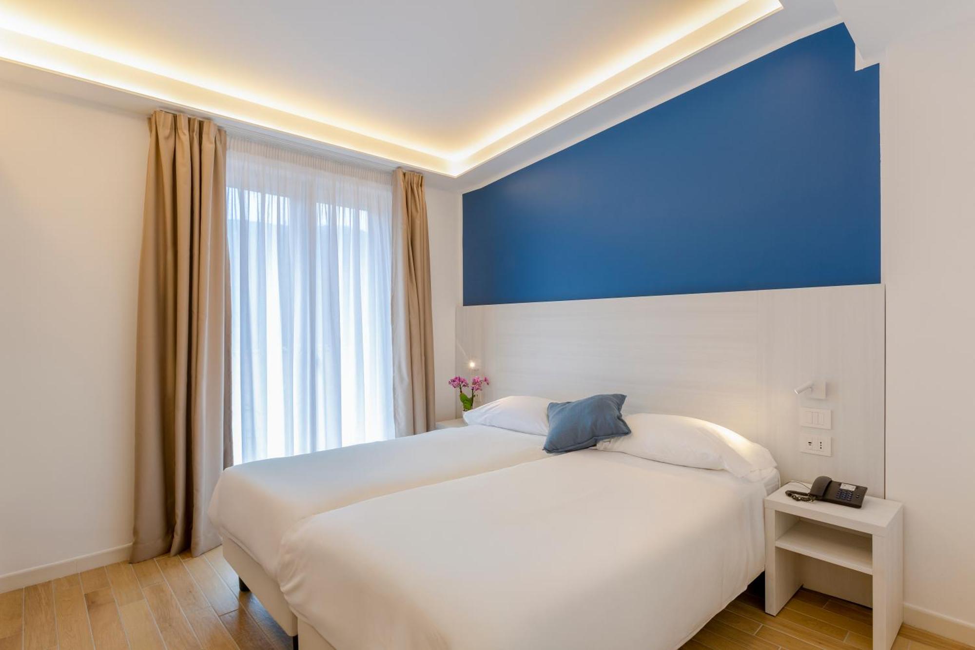 Hotel Central Wellness Sorrento Kültér fotó