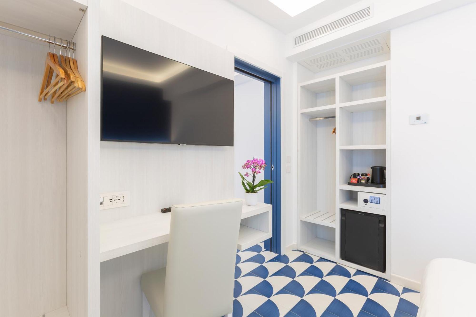 Hotel Central Wellness Sorrento Kültér fotó